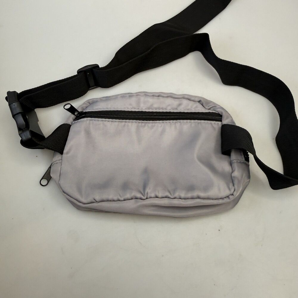 Napleton Since 1931 Gray Belt Bag Fanny Pack Crossbody Sling Travel Sport EUC - Picture 5 of 9